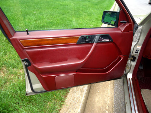 1990 Mercedes-Benz 300-Series - photo 13