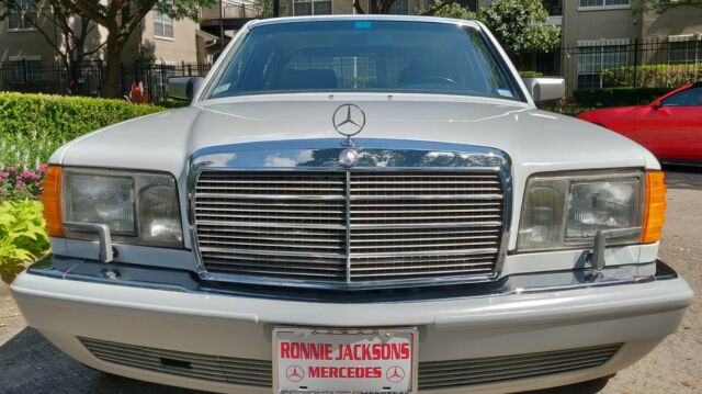 1989 Mercedes-Benz 500-Series 560 SEL - photo 4