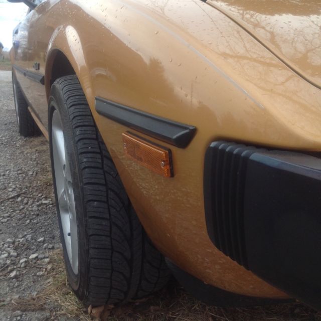 1980 Mazda RX-7 LS (Leather sport) - photo 2