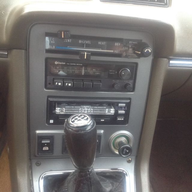 1980 Mazda RX-7 LS (Leather sport) - photo 9