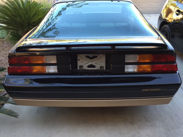 1988 Chevrolet Camaro - photo 13