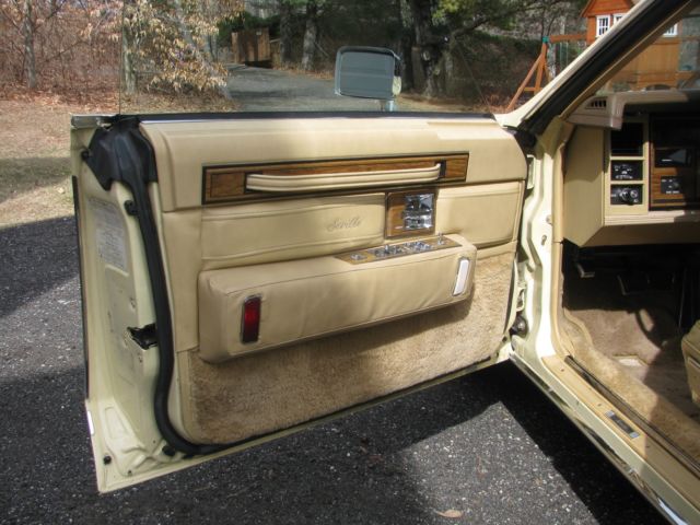 1985 Cadillac Seville - photo 10