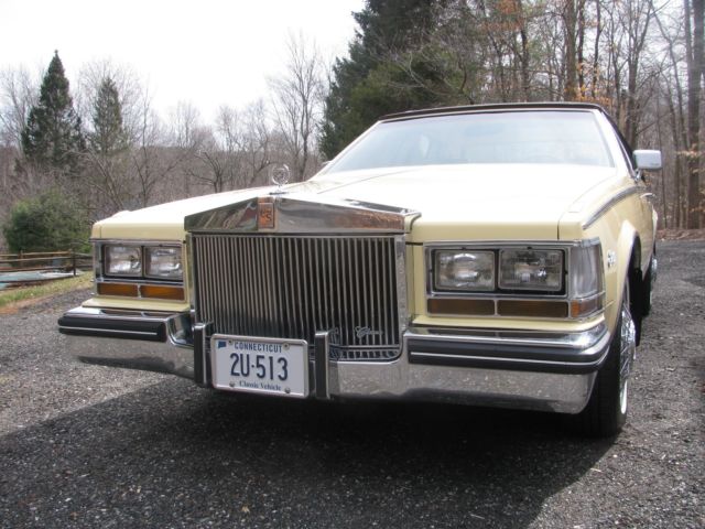 1985 Cadillac Seville - photo 2