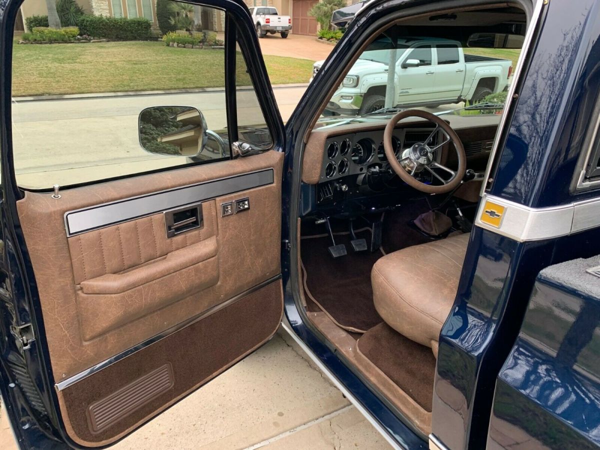 1985 Chevrolet C/K Pickup 1500 - photo 7
