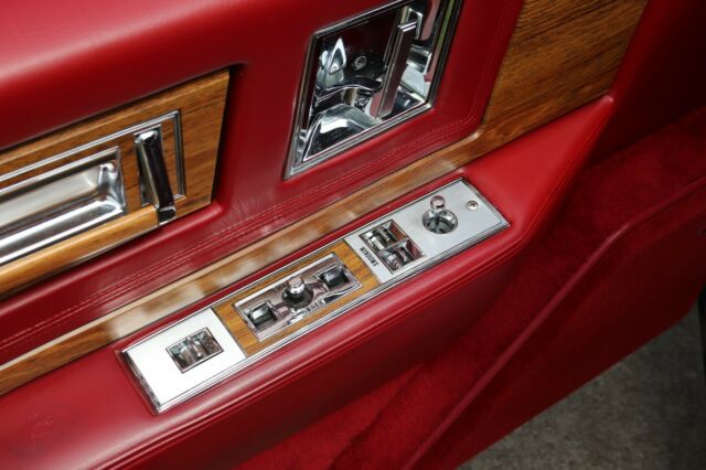1985 Cadillac Eldorado Biarritz - photo 11