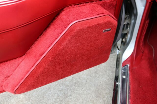 1985 Cadillac Eldorado Biarritz - photo 12