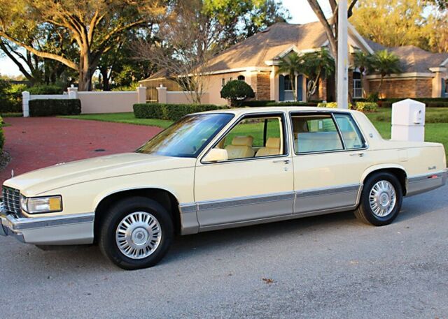 1991 Cadillac DeVille SEDAN DE VILLE - 42K MILES - photo 2
