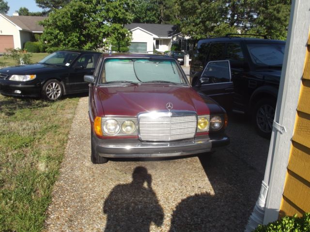 1980 Mercedes-Benz 300-Series - photo 2