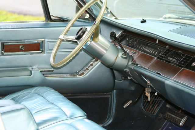 1967 Chrysler Imperial - photo 3