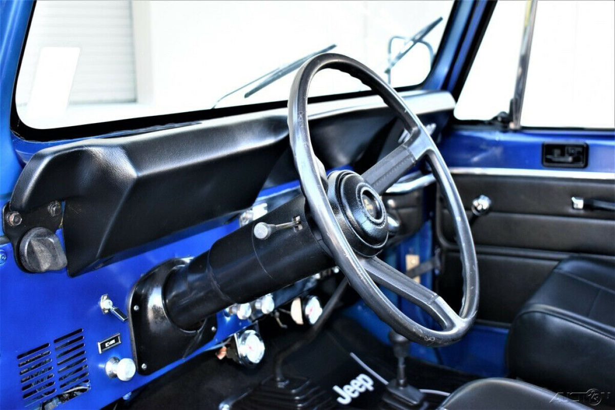 1981 Jeep Scrambler CJ-8 355ci 4 speed 4x4 - photo 8