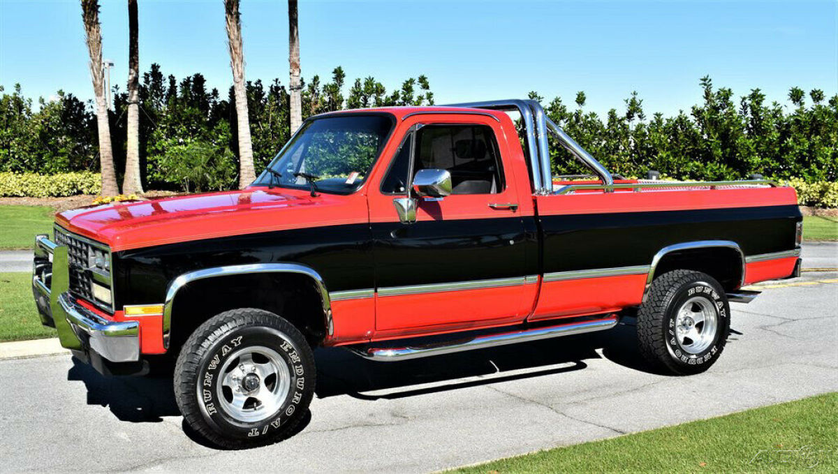 1985 Chevrolet C10 Silverado 4x4 Lots of Upgrades - photo 4