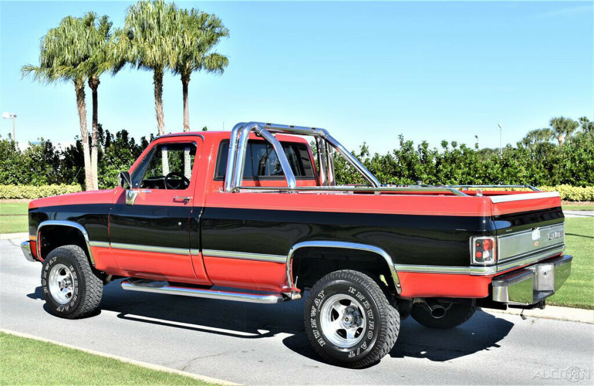 1985 Chevrolet C10 Silverado 4x4 Lots of Upgrades - photo 5