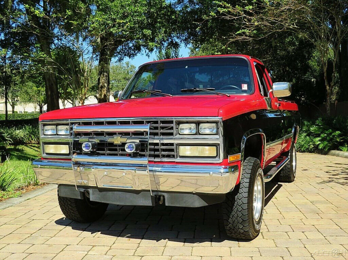 1985 Chevrolet C10 Silverado 4x4 Lots of Upgrades - photo 2