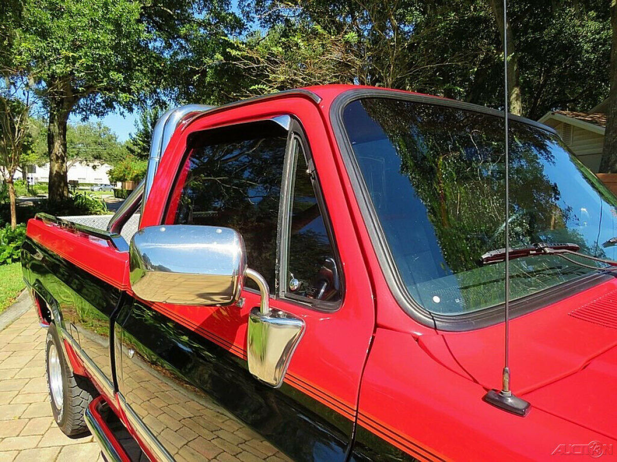 1985 Chevrolet C10 Silverado 4x4 Lots of Upgrades - photo 8