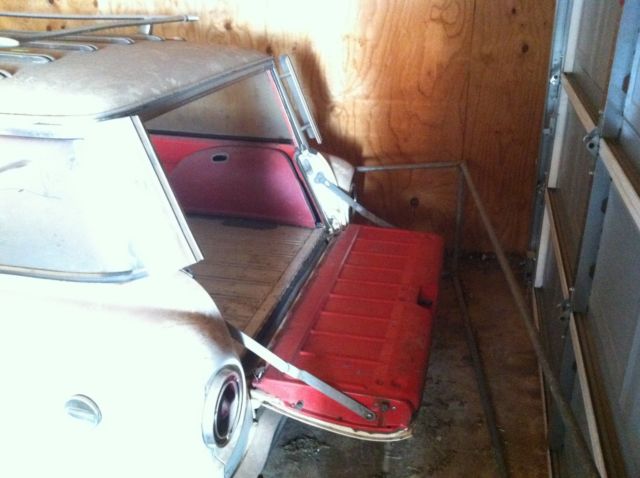 1960 Ford Falcon Wagon, Deluxe Trim Package - photo 5