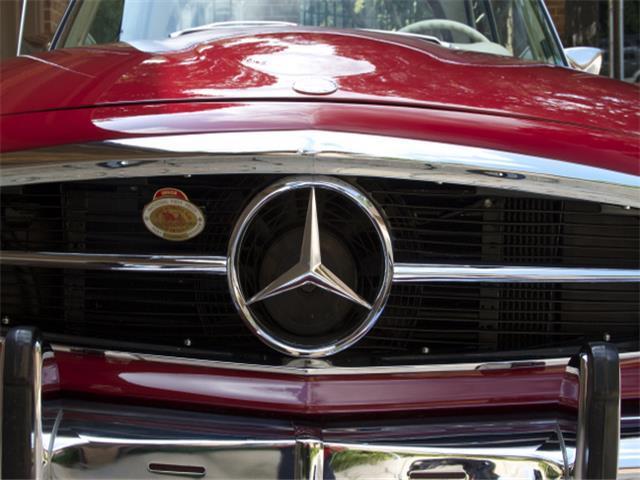 1970 Mercedes-Benz SL-Class -- - photo 4