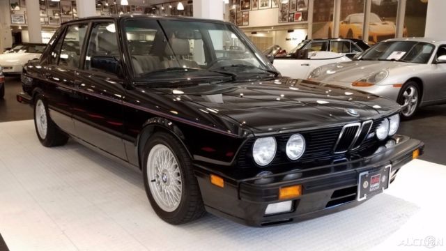 1988 BMW M5 Base Sedan 4-Door - photo 4