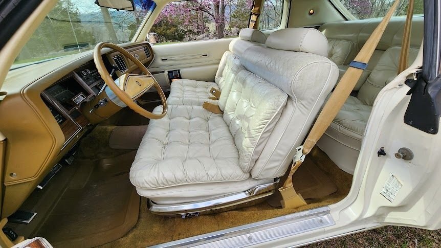1977 Chrysler New Yorker - photo 12