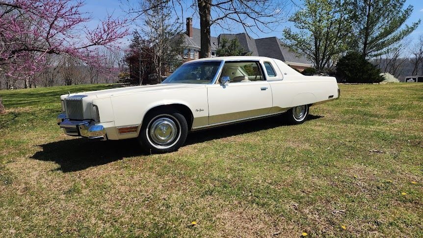 1977 Chrysler New Yorker - photo 2