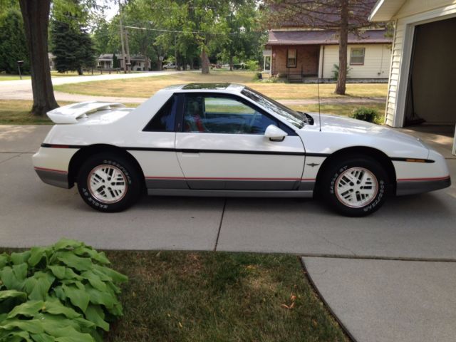 1984 Pontiac Fiero Indy Fiero - photo 6