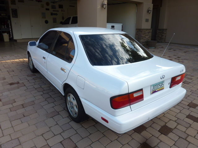 1994 Infiniti Other - photo 2
