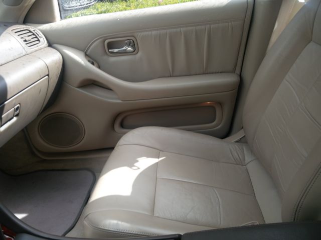 1993 Infiniti J30 gold - photo 10