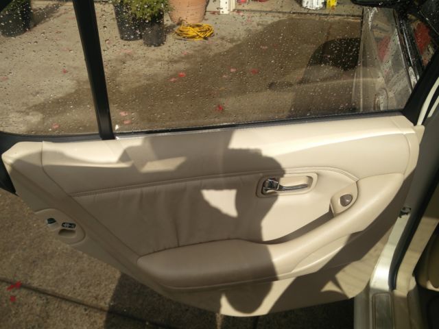 1993 Infiniti J30 gold - photo 3