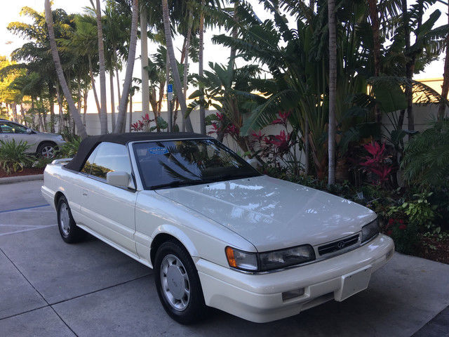 1992 Infiniti M30 Base Convertible 2-Door - photo 10