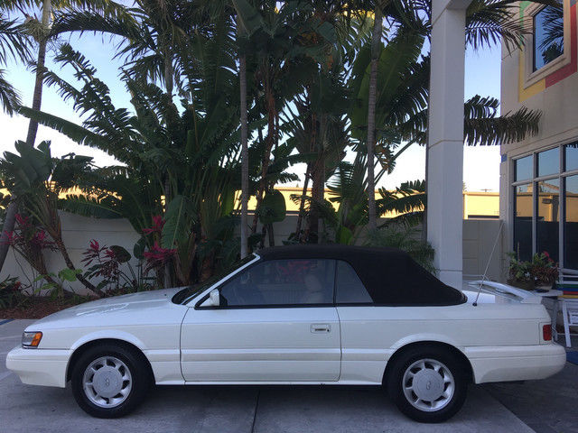 1992 Infiniti M30 Base Convertible 2-Door - photo 4