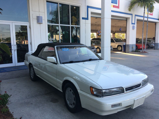 1992 Infiniti M30 Base Convertible 2-Door - photo 8