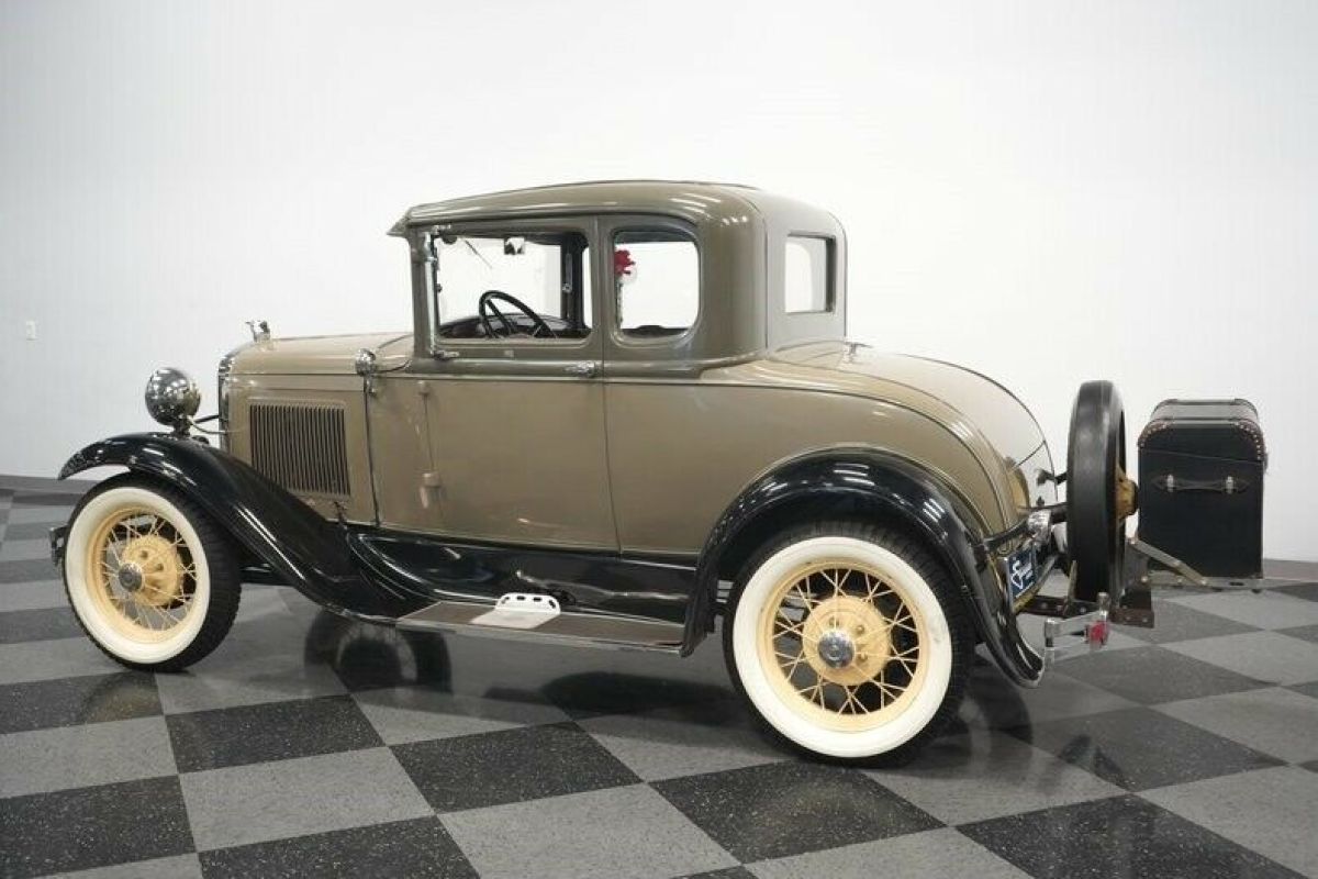 1931 Ford Model A Rumble Seat Coupe - photo 9