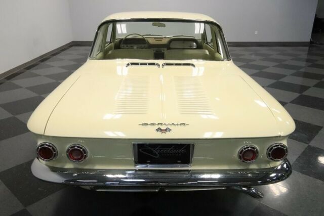 1962 Chevrolet Corvair Monza - photo 12