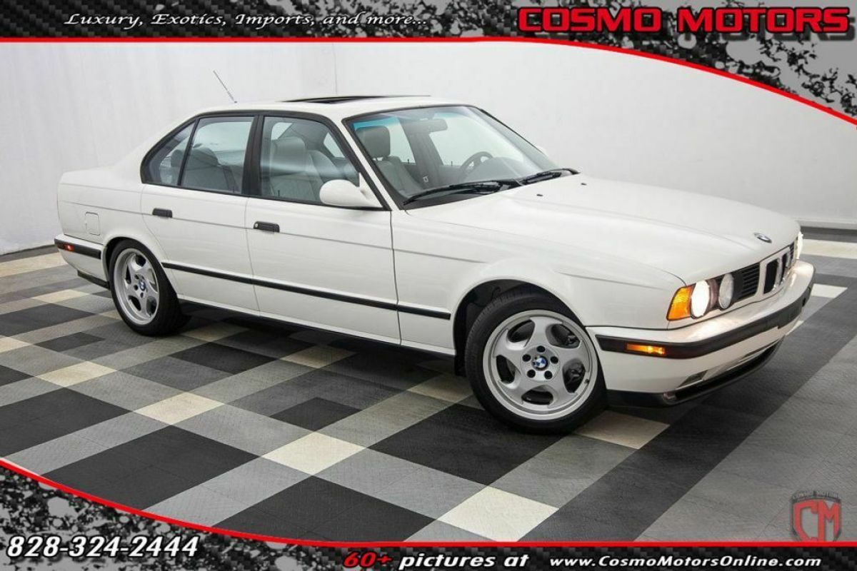 INSANELY RARE FIND - ONE OWNER - 57K ORIGINAL MILES - 5-SP MANUAL - CERAMIC PRO 1993 BMW 5-Series