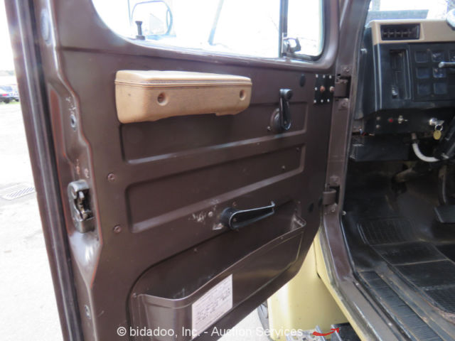 1990 International Harvester 4600 - photo 9