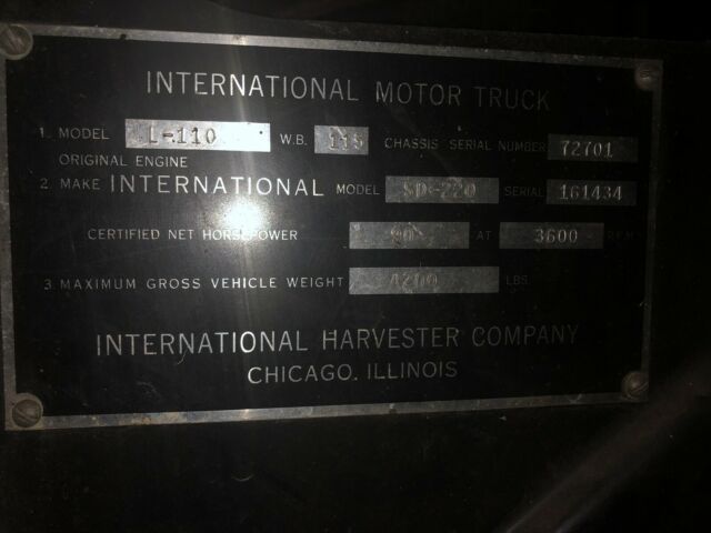 1950 International Harvester L110 - photo 11