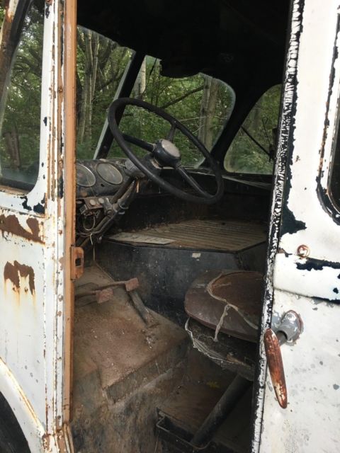 1953 International Harvester Metro van Metro delivery van - photo 5