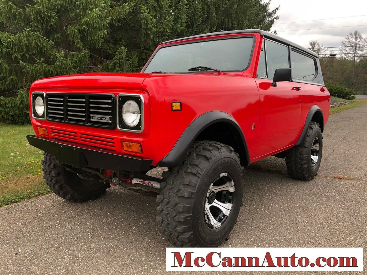 International Harvester Scout Scout II LIFTED 350 V8 4x4 4-speed Manual modified 1976 International Harvester Scout Scout II