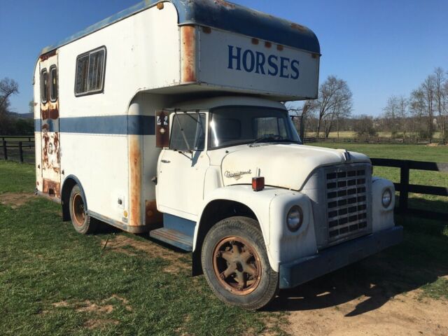 International Horse Van 1970 International Harvester Loadstar Horse van