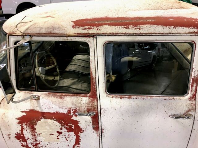 1968 International Harvester 1100C - photo 12
