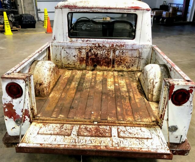 1968 International Harvester 1100C - photo 5