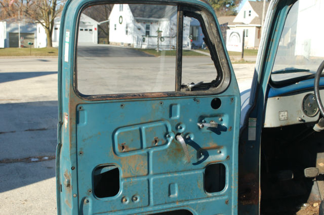 1952 International Harvester Other L 122 - photo 12