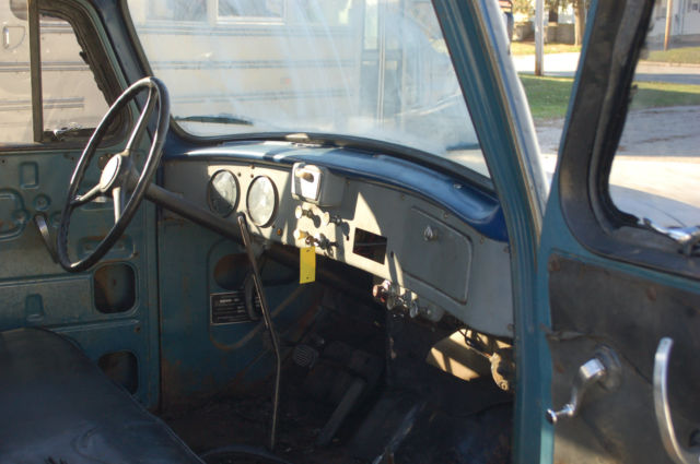 1952 International Harvester Other L 122 - photo 3
