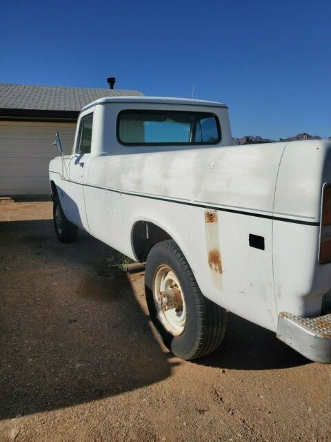 1975 International Harvester 200 - photo 2