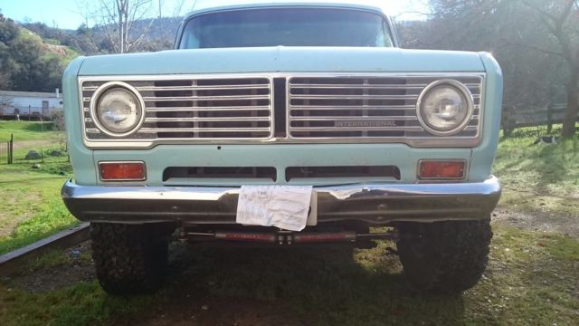1973 International Harvester Travelall 1110 - photo 3