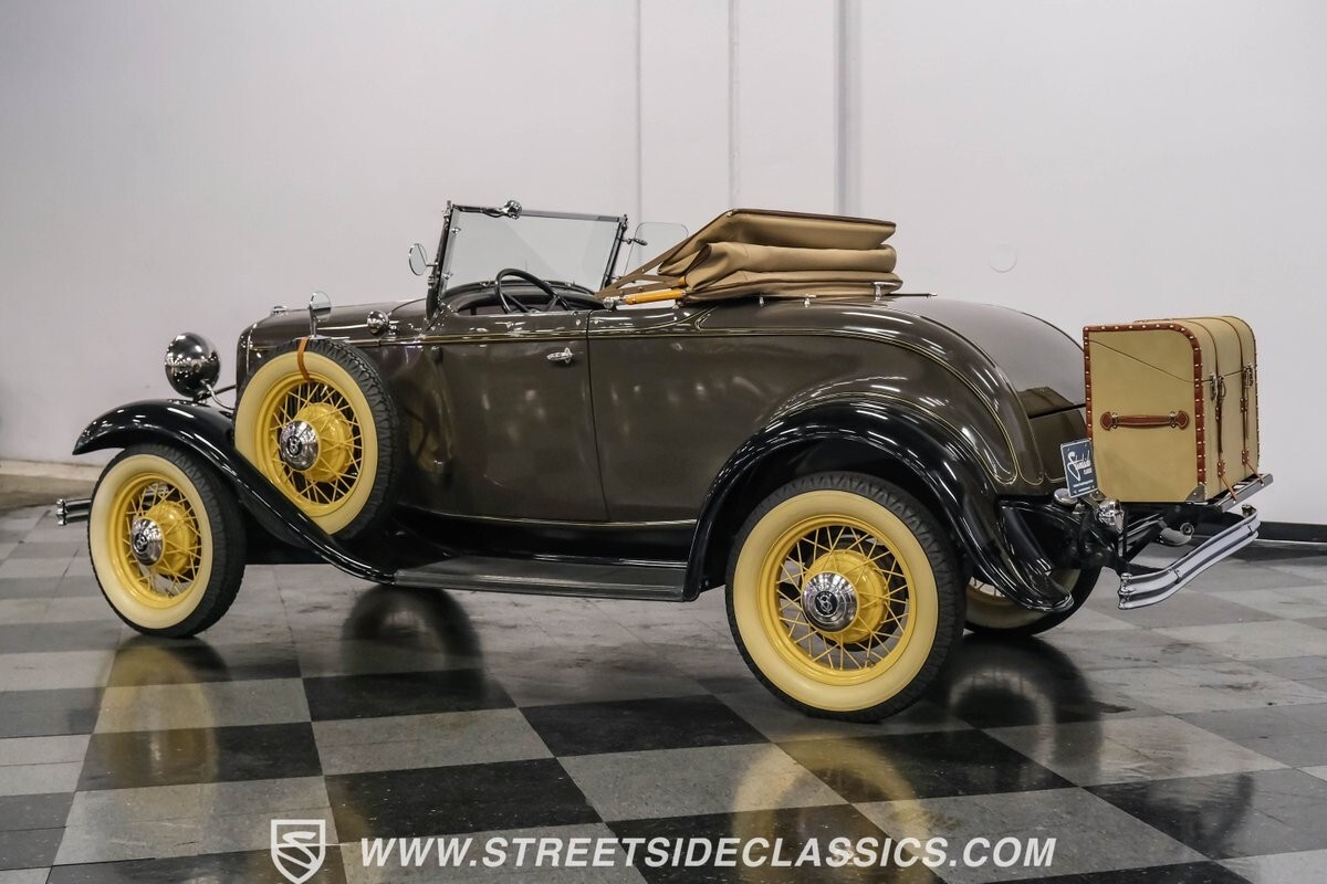 1932 Ford Model 18 V-8 Roadster Deluxe - photo 7