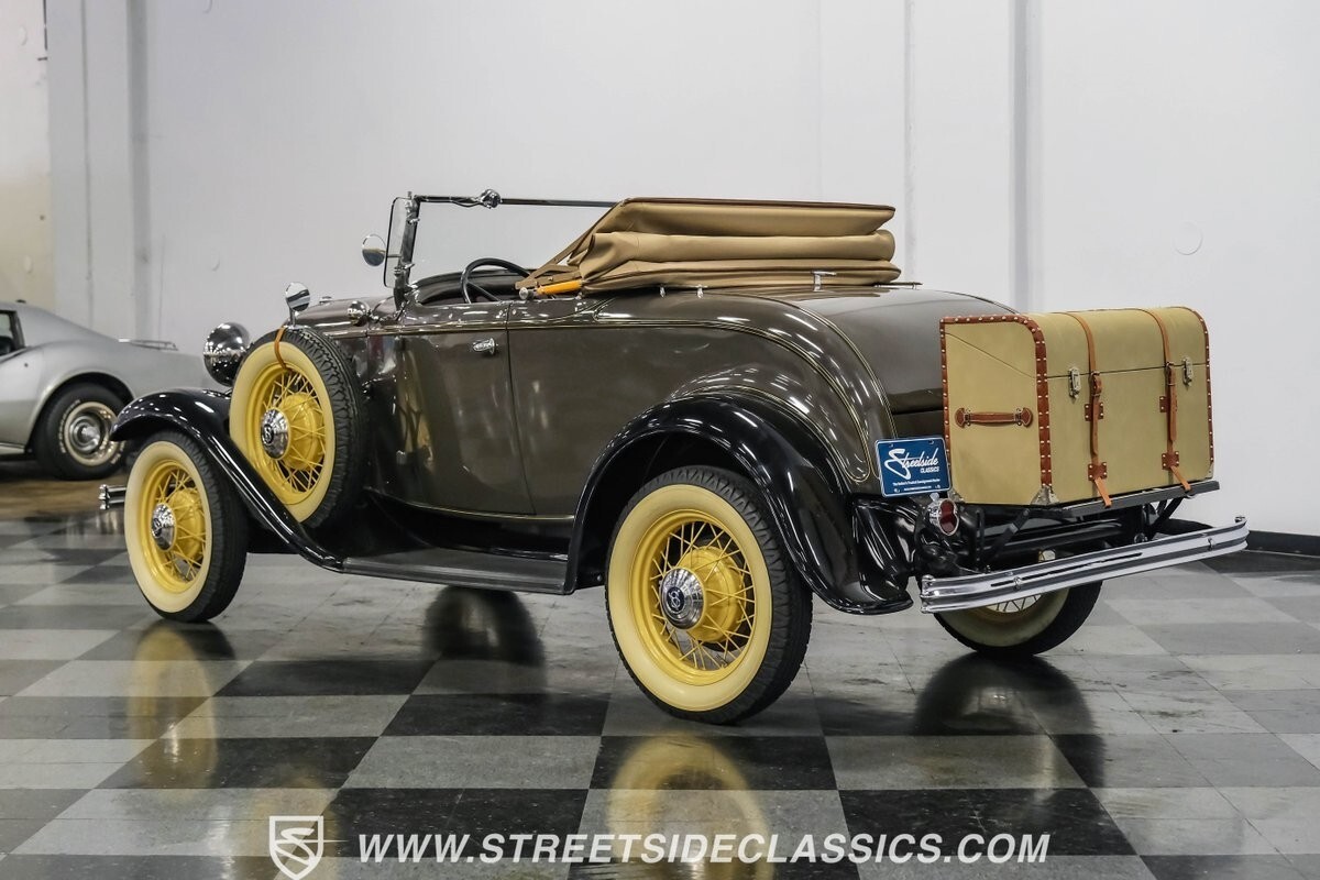 1932 Ford Model 18 V-8 Roadster Deluxe - photo 8