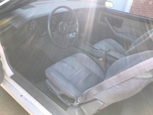 1989 Chevrolet Camaro IROC Z 2dr Hatchback - photo 13