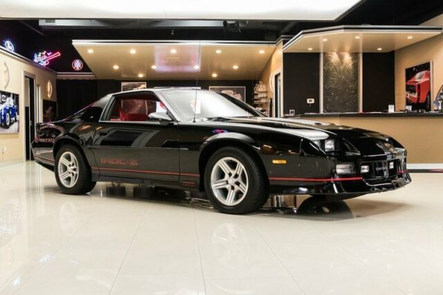 1990 Chevrolet Camaro IROC Z28 - photo 7