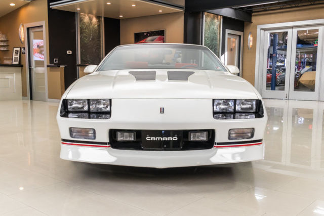 1989 Chevrolet Camaro IROC Z28 Convertible - photo 7