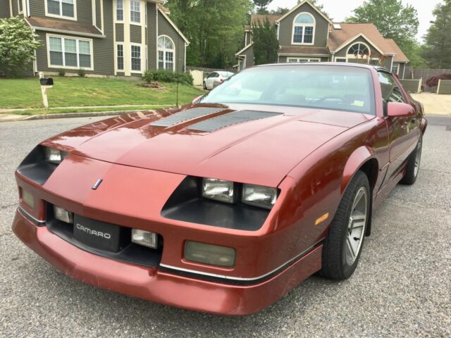 IROC Z 28 ALL ORIGINAL SURVIVOR T-TOPS 5.7L L98 TUNED PORT INJECTION TPI J65 G80 1987 Chevrolet Camaro IROC Z28 ALL ORIGINAL SURVIVOR T-TOPS 5.7L L98 TPI